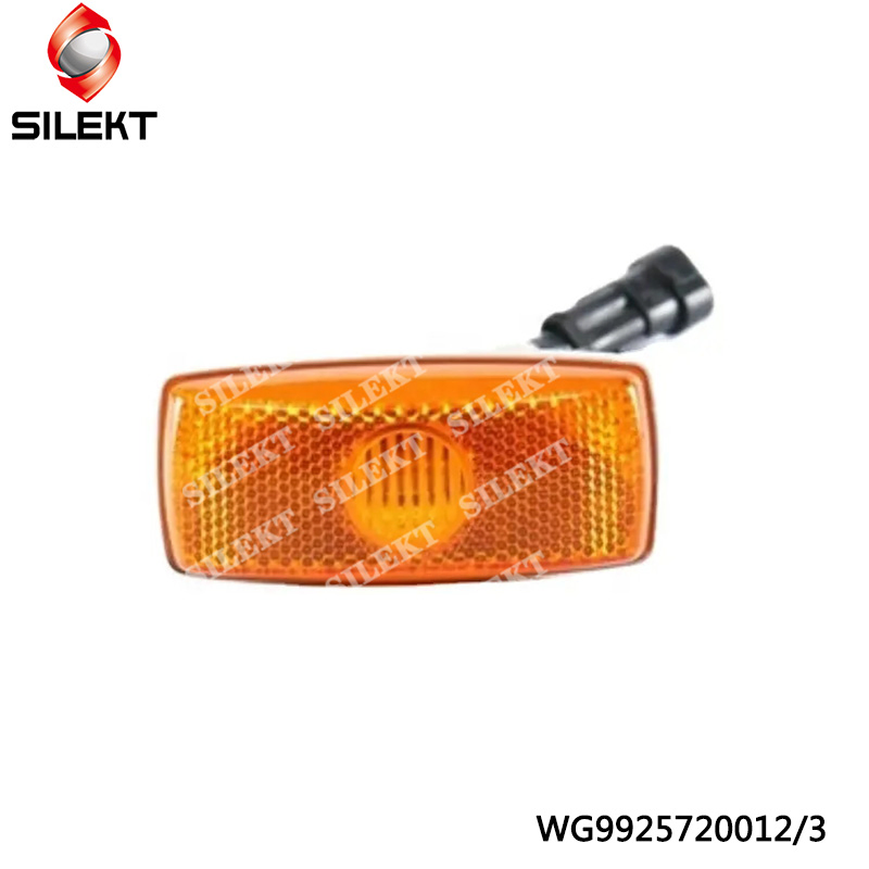 Боковой указатель поворота Sinotruk HOWO WG9925720012