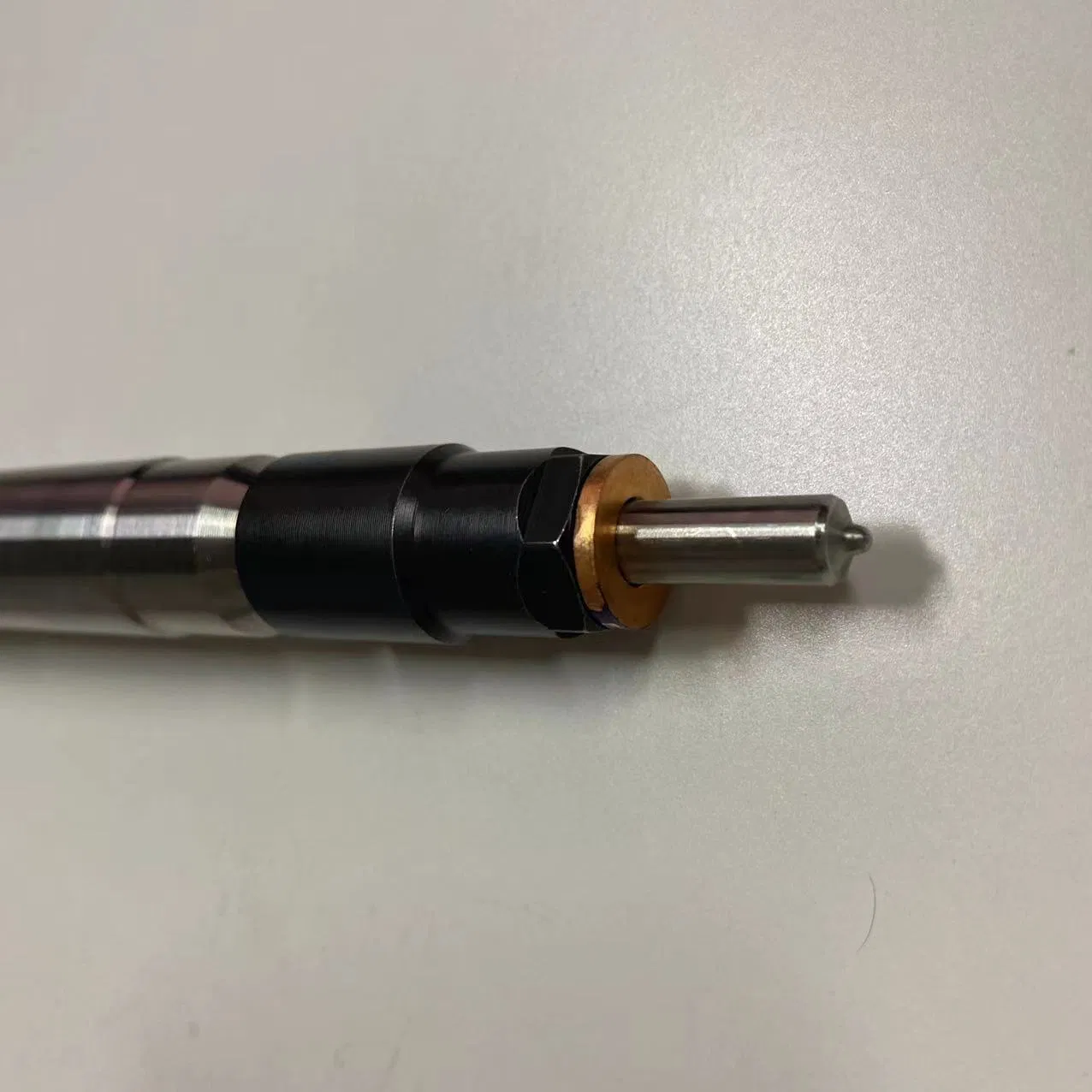 Ck4q 9K546 AA Genuine Fuel Injector Assembly for Ford V362 Diesel