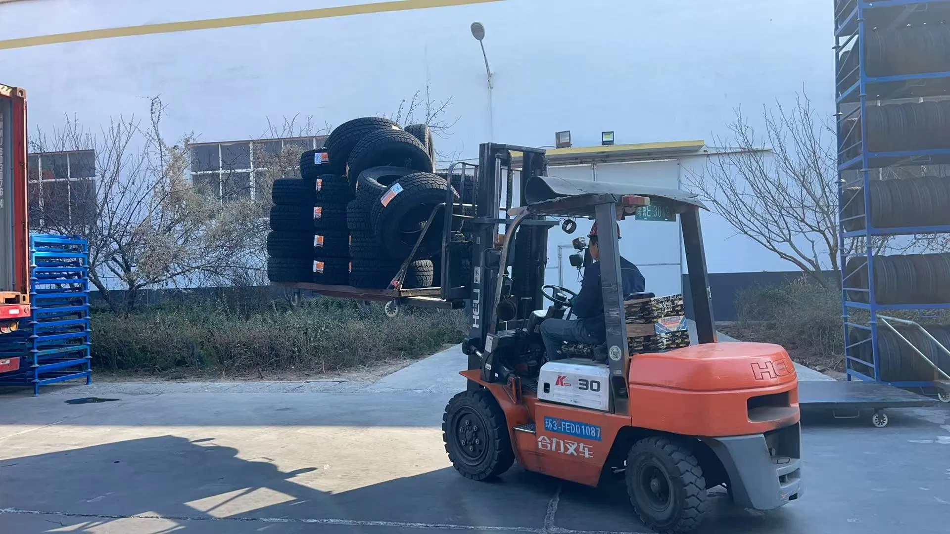 China Top quality New Agricultural Tyre, Farm Tire, Mining Tyres (6.00-14 6.50-15 4.50-12ULT 4.50-12ULT 5.00-12ULT 11.00-20 12.00-20) for Philipines