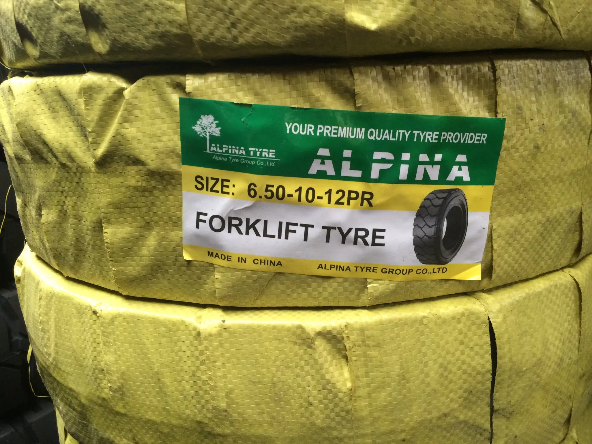 Forklift pneumatic Tires with Alpina Brand