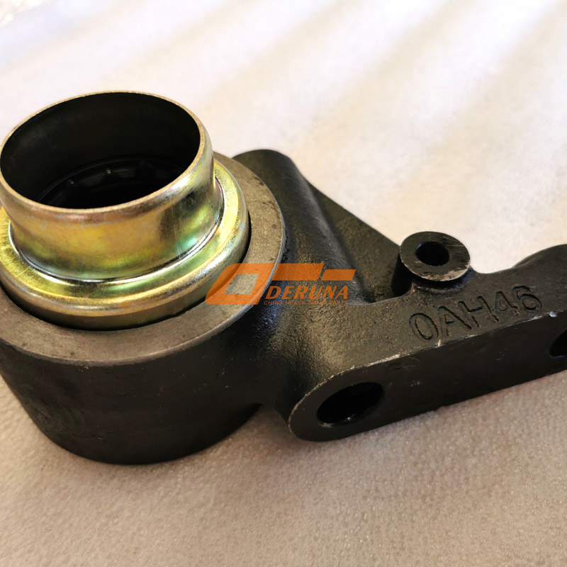 Кронштейн распредвала левый 711-50310-6165 для Sinotruk Sitrak