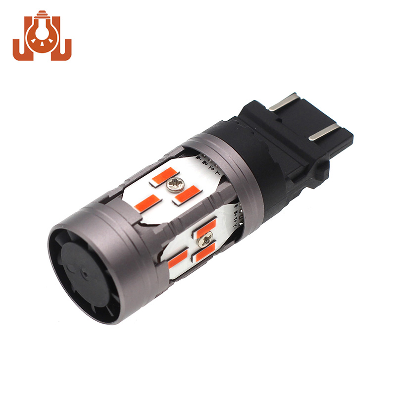 Светодиодная лампа 3157 красная для стоп-сигнала и поворотника