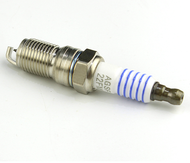 Платиновая свеча зажигания SP-500 AGSF22FM для авто