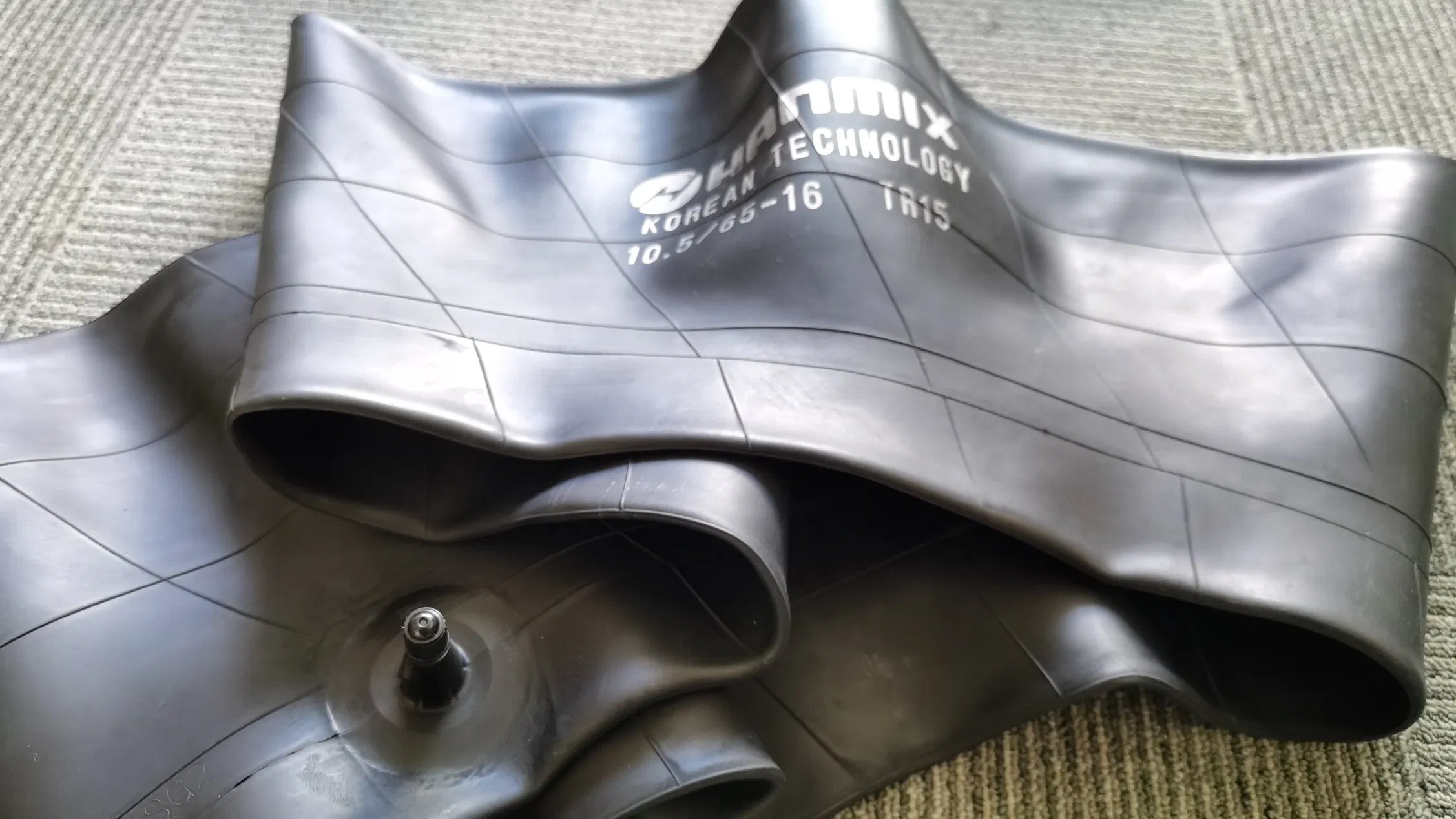 Hanmix Korean Technology Natural Rubber Butyl Inner Tube Tire Tube 12r20 Car Accessories