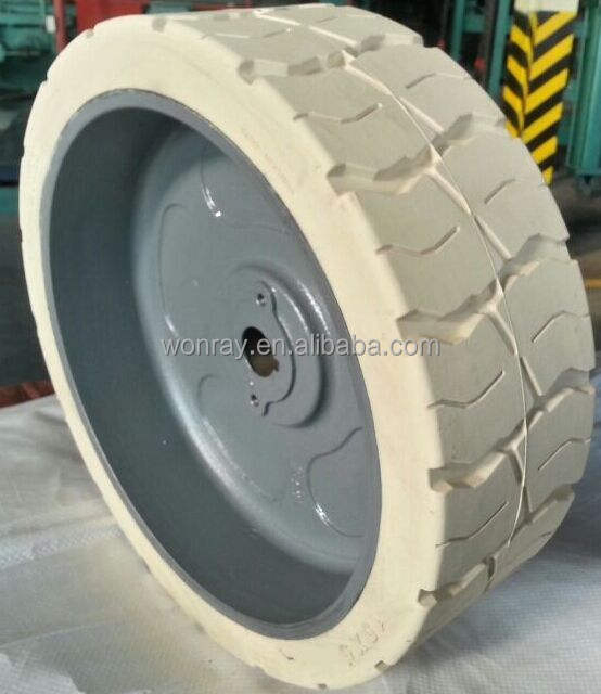 Good Price off Road Steering Wheel, Haulotte Compact 8 / 10 / 12 Car Scissor Lift Wheel 15X5