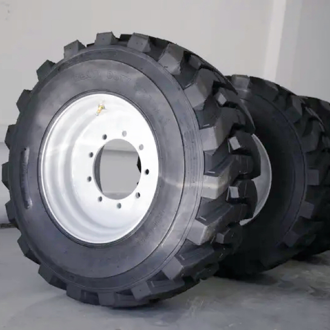 Шины цельнолитые с пеной PU для JLG, 14-17.5