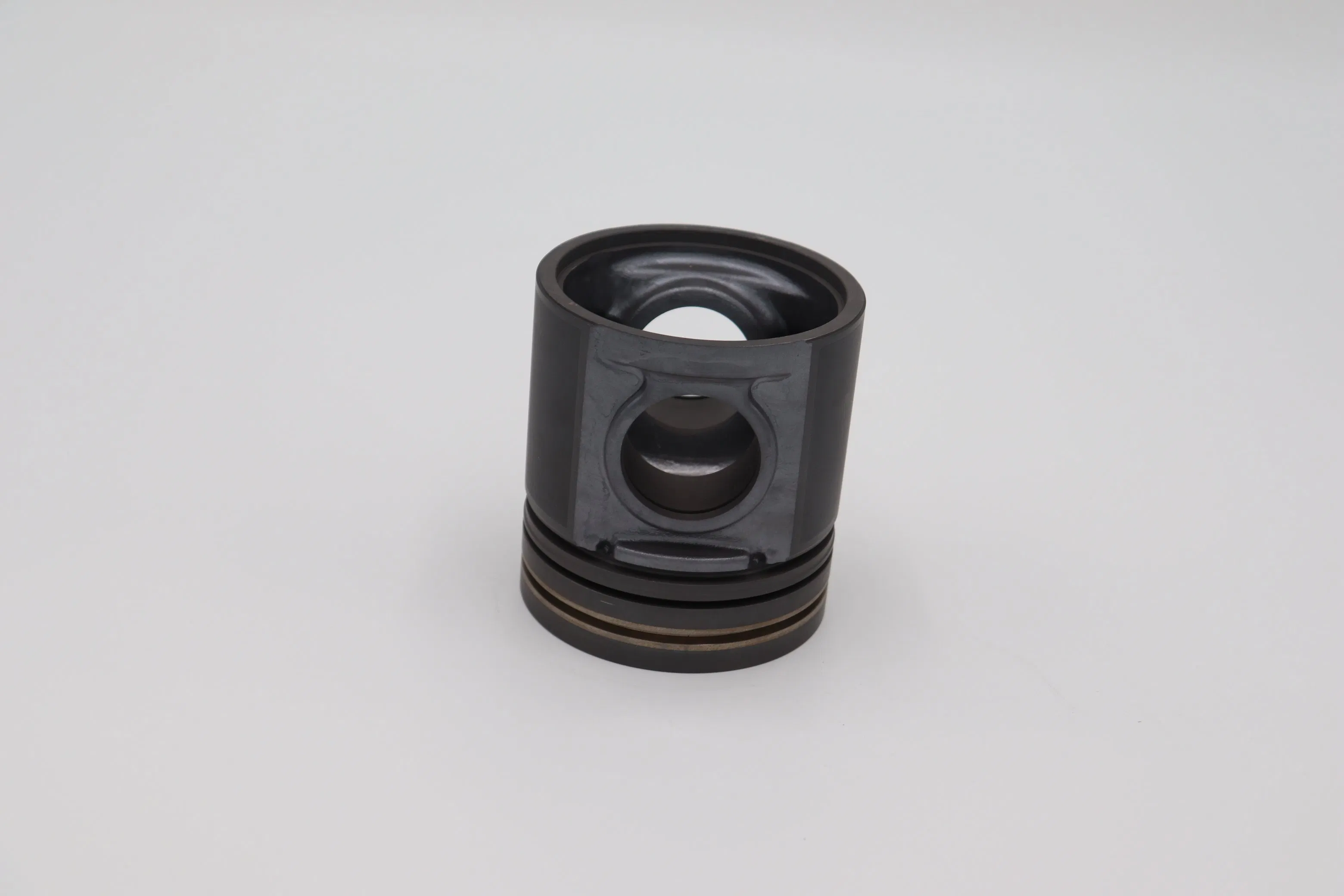 Поршень Perkins T62409006 для грузовиков