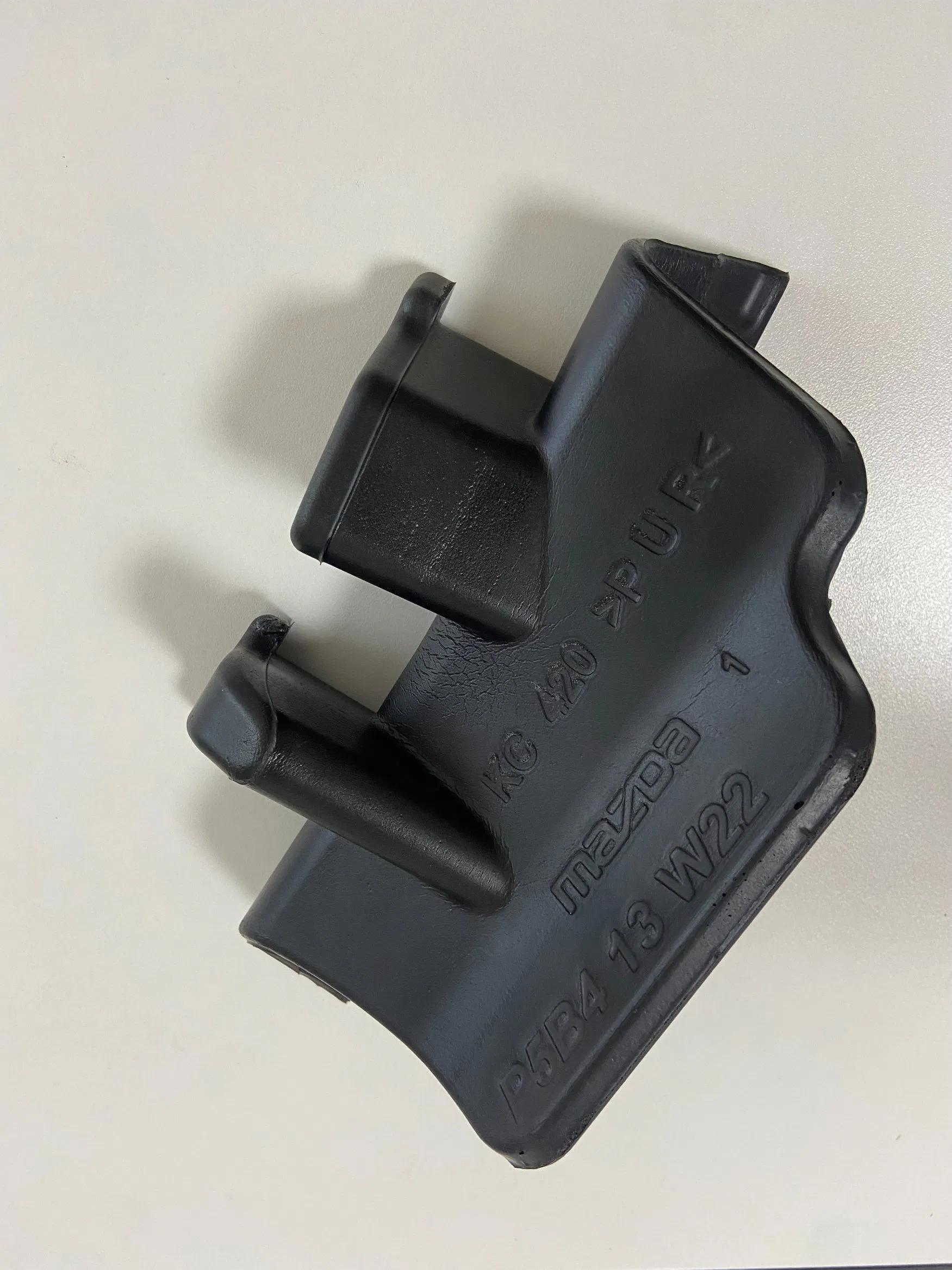 Customized/OEM Injection Moulding Plastic Car Spare Parts