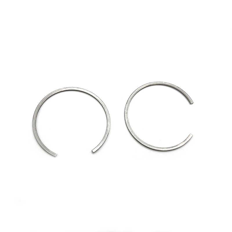 Поршневое стопорное кольцо из плоской стальной проволоки