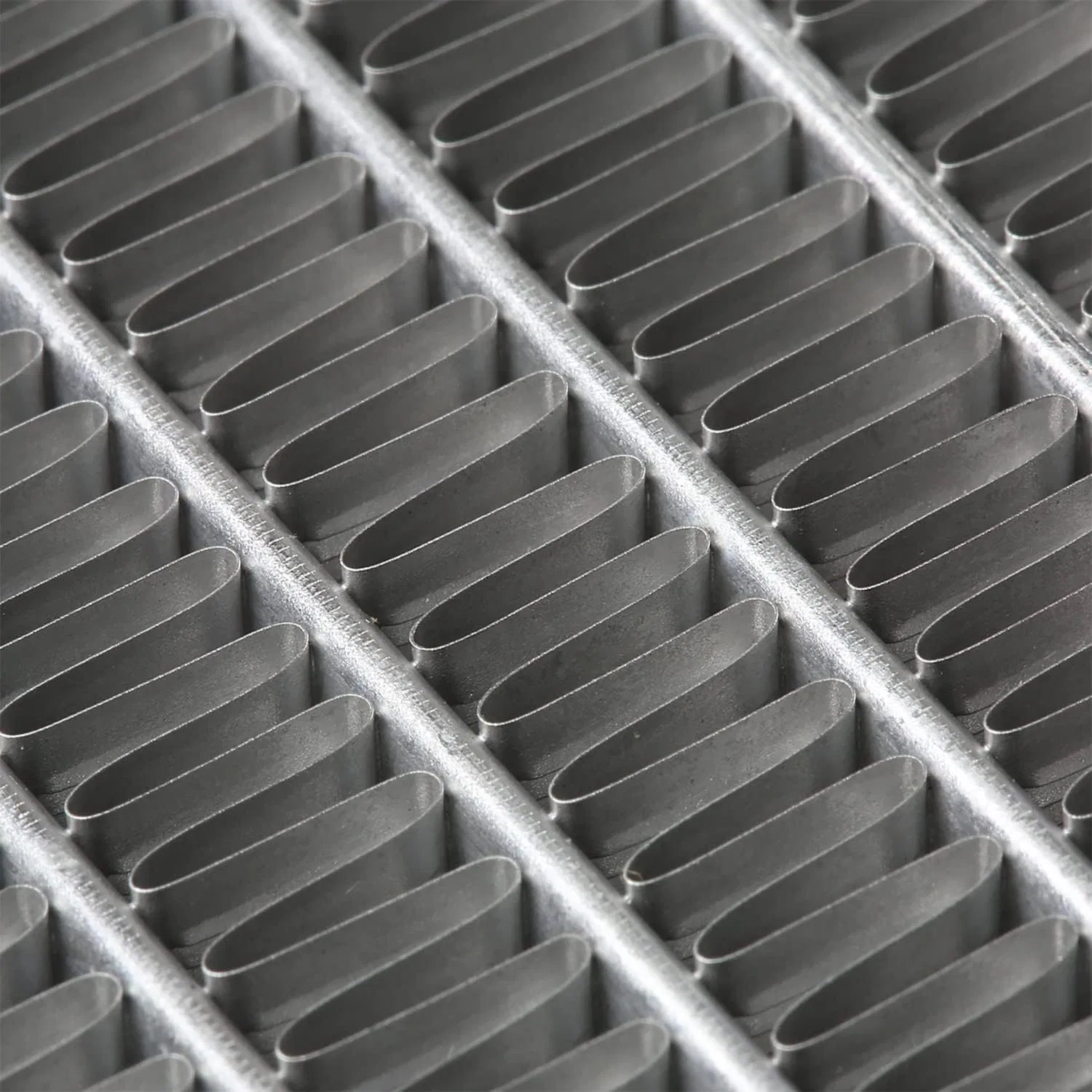 Алюминиевый радиатор охлаждения автомобиля