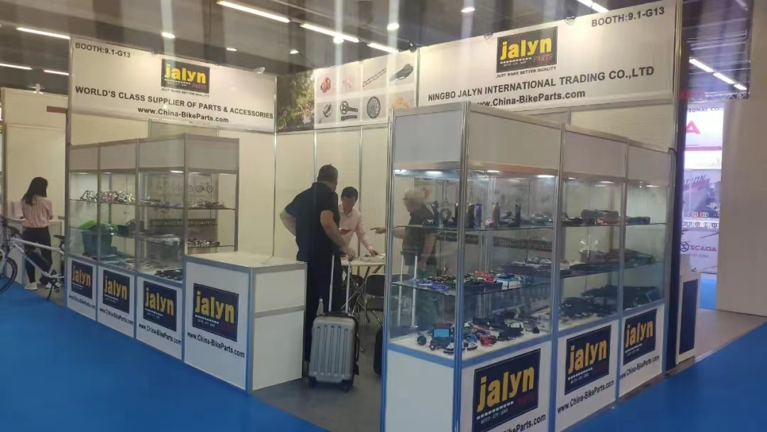 Алюминиевая подножка для велосипеда Jalyn