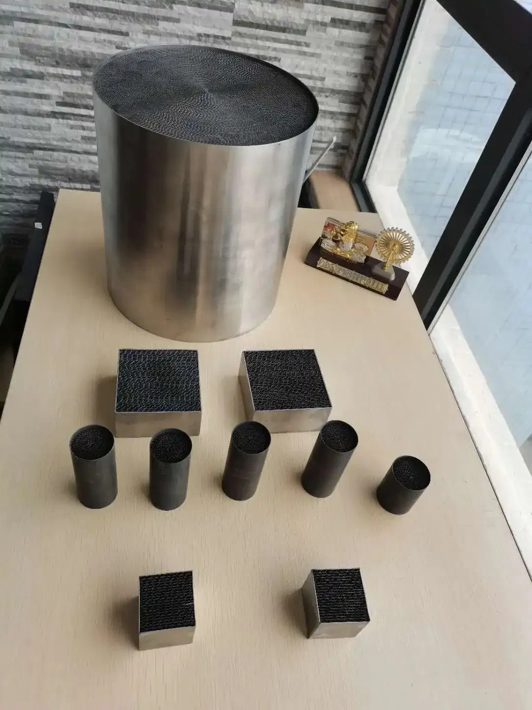 Металлический катализатор 600 Cpsi для авто